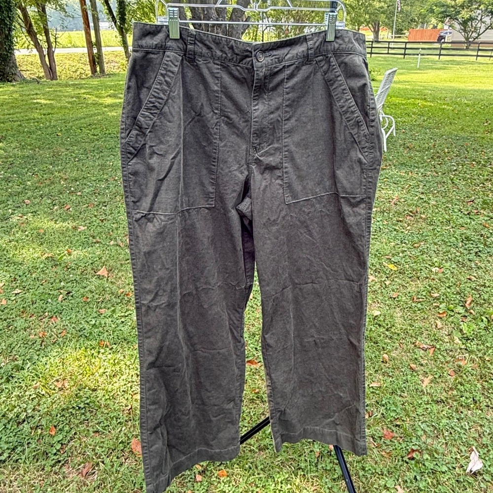 Weatherproof Vintage Olive Green Corduroy Wide Leg Pants Women 14 Stretch